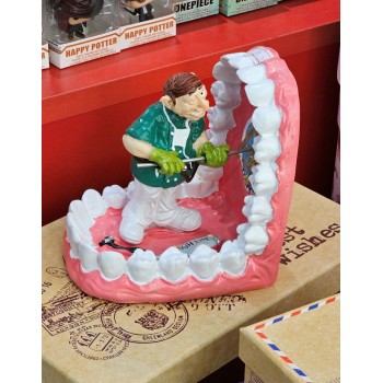 Статуэтка "Стоматолог"