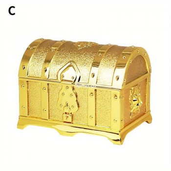 Шкатулка для украшений золотой сундучок