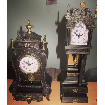 Оригинальные винтажные настольные часы