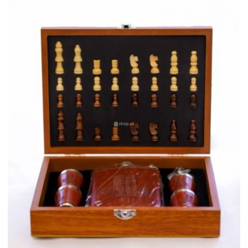 Подарочный набор с шахматами, флягой и стопками(средний)